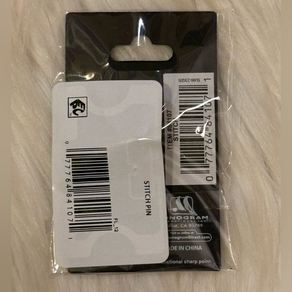 Disney Stitch Trading Pin - Picture 2 of 2